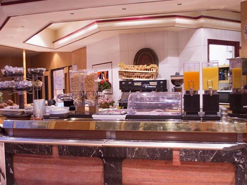 Atypik Hotel Clichy Dış mekan fotoğraf