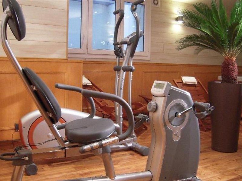 Atypik Hotel Clichy Dış mekan fotoğraf